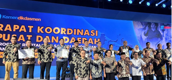 Kabar untuk Kepala Sekolah, Kerusakan Ringan Sekolah Kini Bisa Diperbaiki Menggunakan Dana BOS